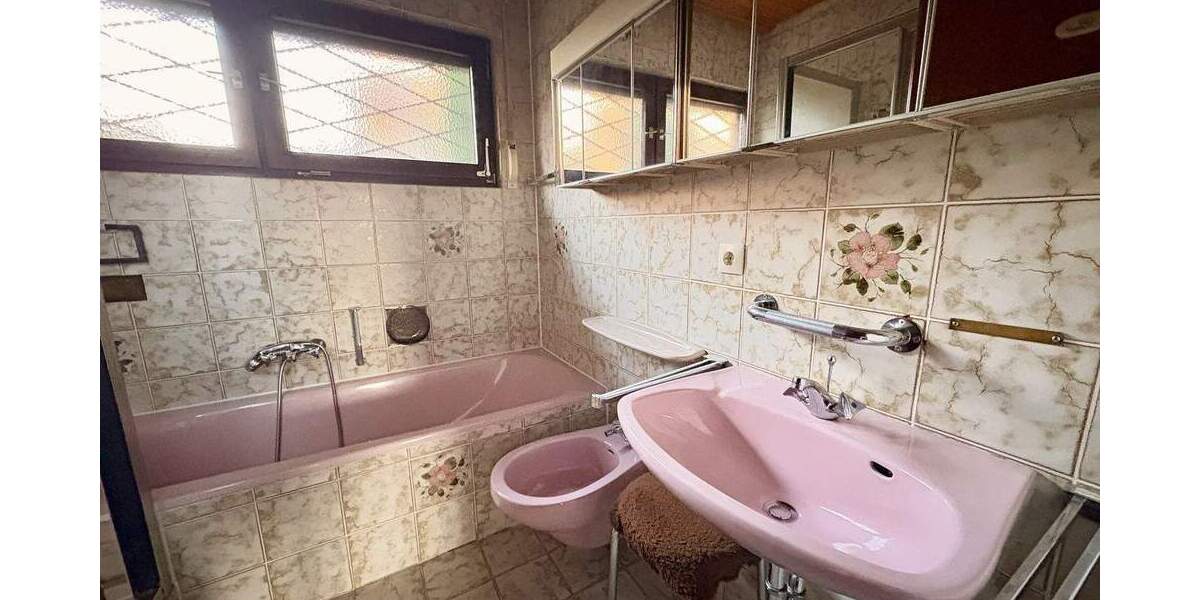 Mehrfamilienhaus, Wohnhaus Altdorf - 5 Zimmer, 152 m&sup2;, 629.000&euro; | Angebot:25704267