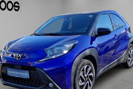 Toyota Aygo (X) 2.222 km 16.490 &euro; Nürtingen 72622