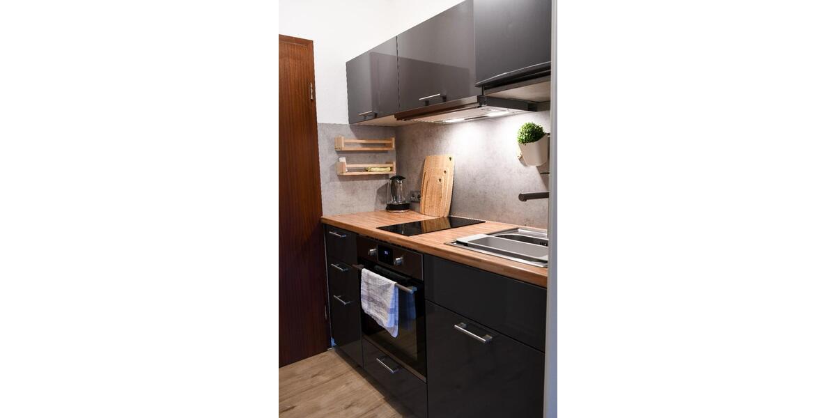 Etagenwohnung Sonnenbühl - 1 Zimmer, 30 m&sup2;, 743&euro; | Angebot:25428420