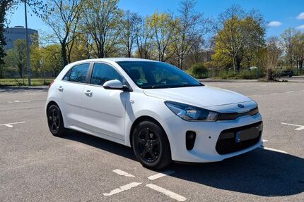 Kia Rio 95.165 km 7.450 &euro; Pfullingen 72793