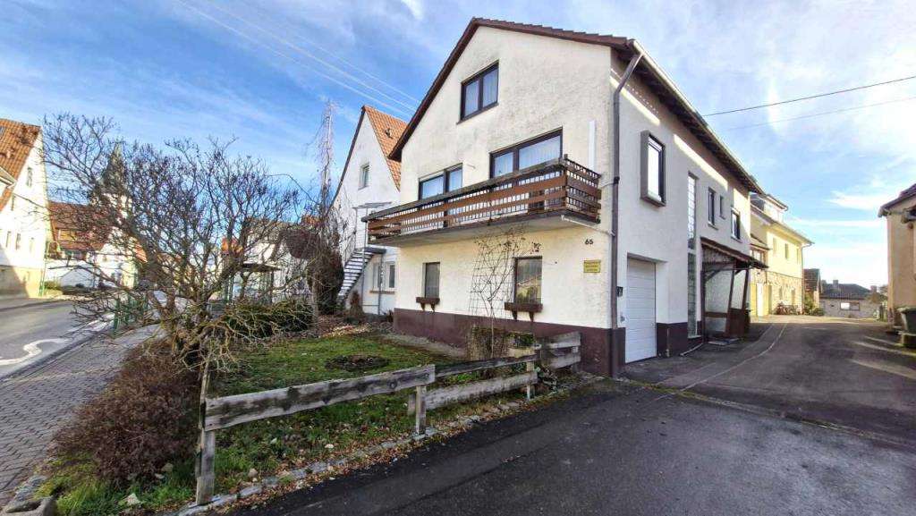 Einfamilienhaus Nagold-Hochdorf Hochdorf - 8 Zimmer, 192 m&sup2;, 394.000&euro; | Angebot:24627235