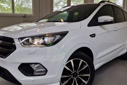 Ford Kuga 50.000 km 13.590 &euro; Horb am Neckar 72160