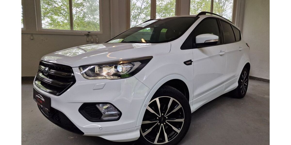 Ford Kuga 50.000 km 13.590 &euro; Horb am Neckar 72160