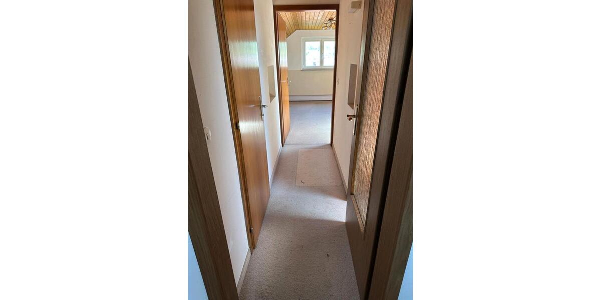 Mehrfamilienhaus, Wohnhaus Eningen unter Achalm - 7 Zimmer, 139 m&sup2;, 569.000&euro; | Angebot:27150819