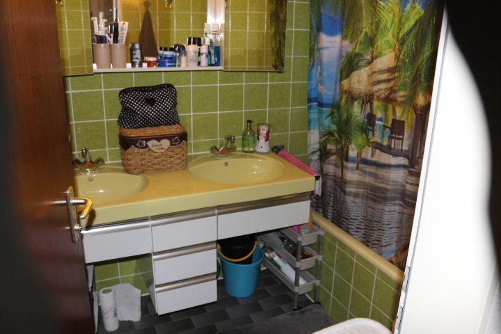 Etagenwohnung Steinenbronn - 3 Zimmer, 71 m&sup2;, 1.300&euro; | Angebot:25639828