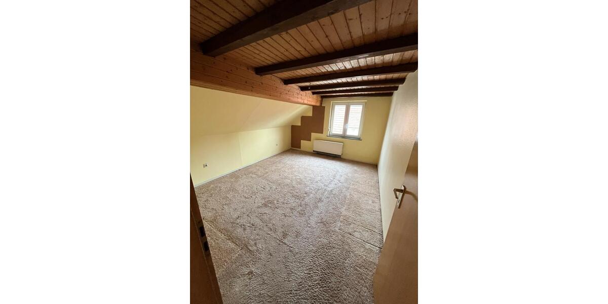 Dachgeschoßwohnung Horb am Neckar - 3 Zimmer, 70 m&sup2;, 700&euro; | Angebot:25311164