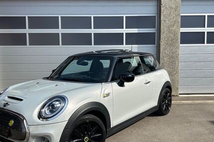 Mini Cooper SE 39.400 km 16.900 &euro; Frickenhausen 72636