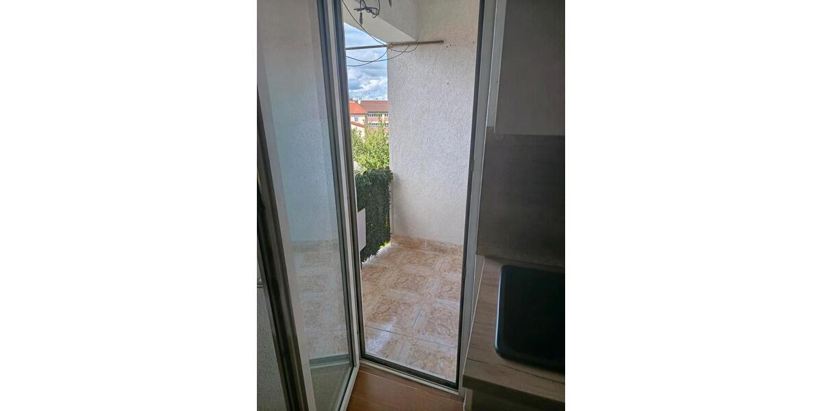 Etagenwohnung Reutlingen - 3 Zimmer, 69 m&sup2;, 239.000&euro; | Angebot:27505012