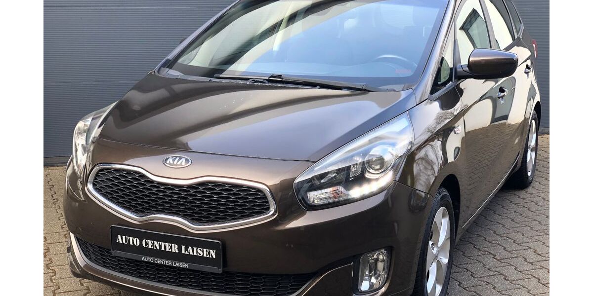Kia Carens 121.000 km 8.999 &euro; Reutlingen 72766