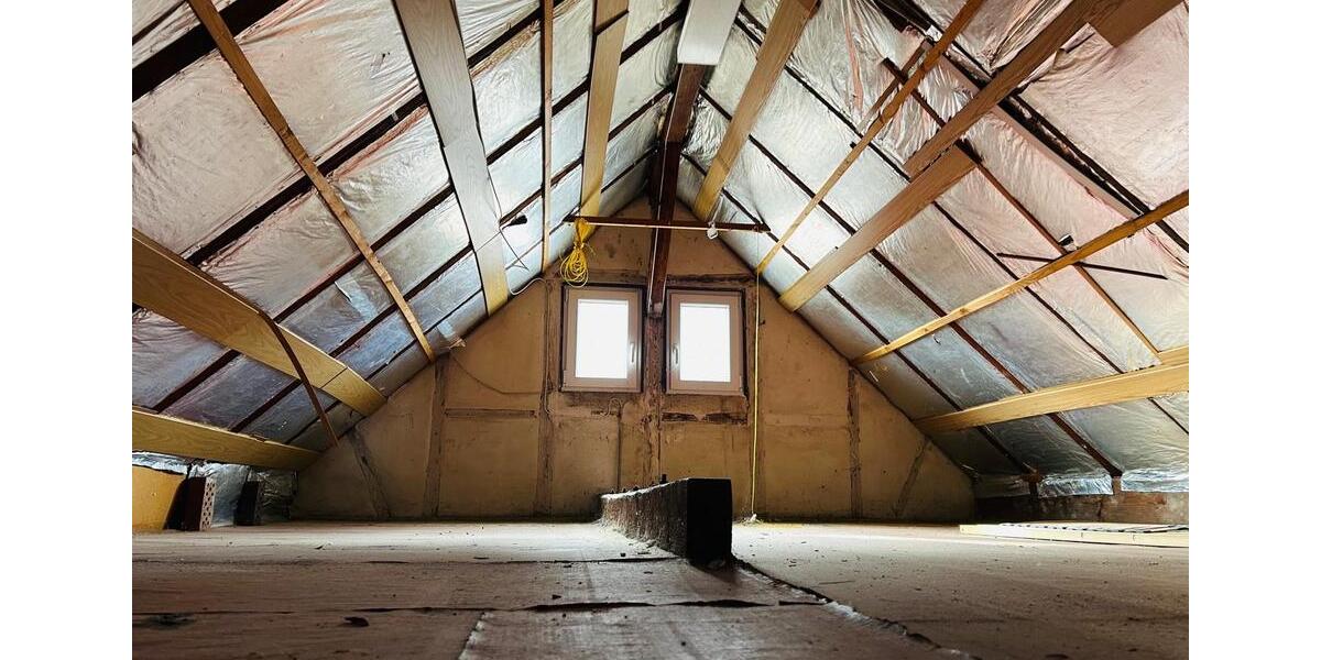 Etagenwohnung Pfullingen - 3 Zimmer, 90 m&sup2;, 280.000&euro; | Angebot:25417920