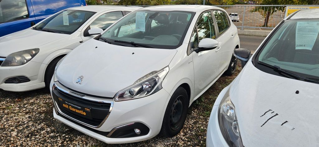 Peugeot 208 122.500 km 5.190 &euro; Reutlingen 72766