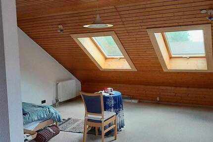 Haus Stuttgart Möhringen - 8 Zimmer, 200 m&sup2;, 900.000&euro; | Angebot:25657439