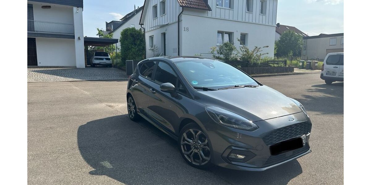 Ford Fiesta 38.000 km 14.500 &euro; Stuttgart 70599