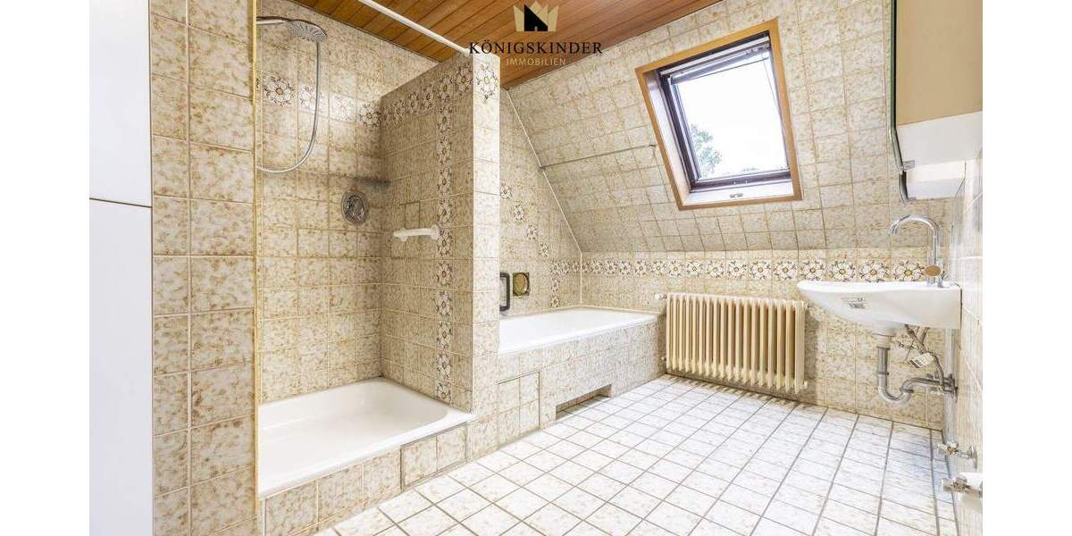 Mehrfamilienhaus, Wohnhaus Erkenbrechtsweiler - 9 Zimmer, 182 m&sup2;, 445.000&euro; | Angebot:25772704