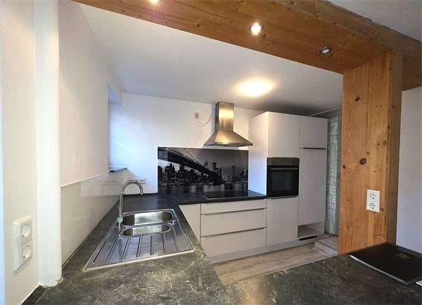 Modernisiertes Fachwerkhaus mit charmanter Holzfassade im Herzen von Grafenau - Einfamilienhaus Grafenau Döffingen | Angebot:25807618