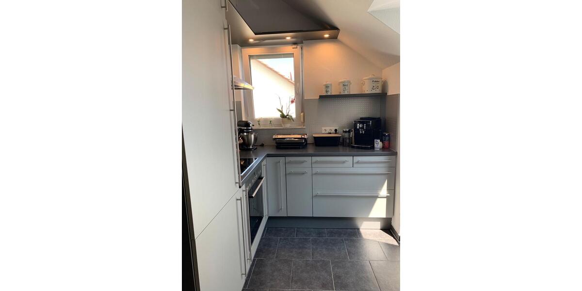 Dachgeschoßwohnung Herrenberg - 3.5 Zimmer, 70 m&sup2;, 419.000&euro; | Angebot:27494874