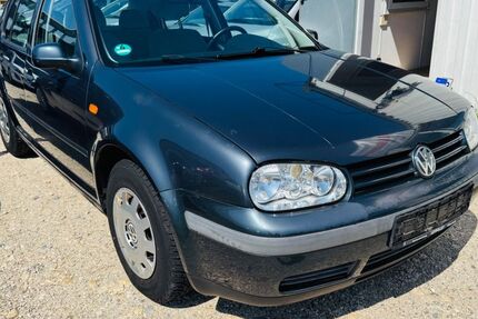 VW Golf 126.000 km 2.488 &euro; Filderstadt 70794