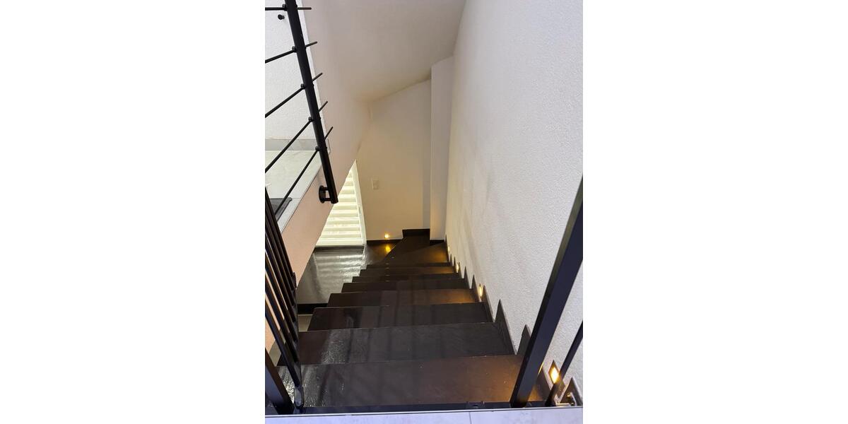 Einfamilienhaus Burladingen - 9 Zimmer, 282 m&sup2;, 648.000&euro; | Angebot:27244489