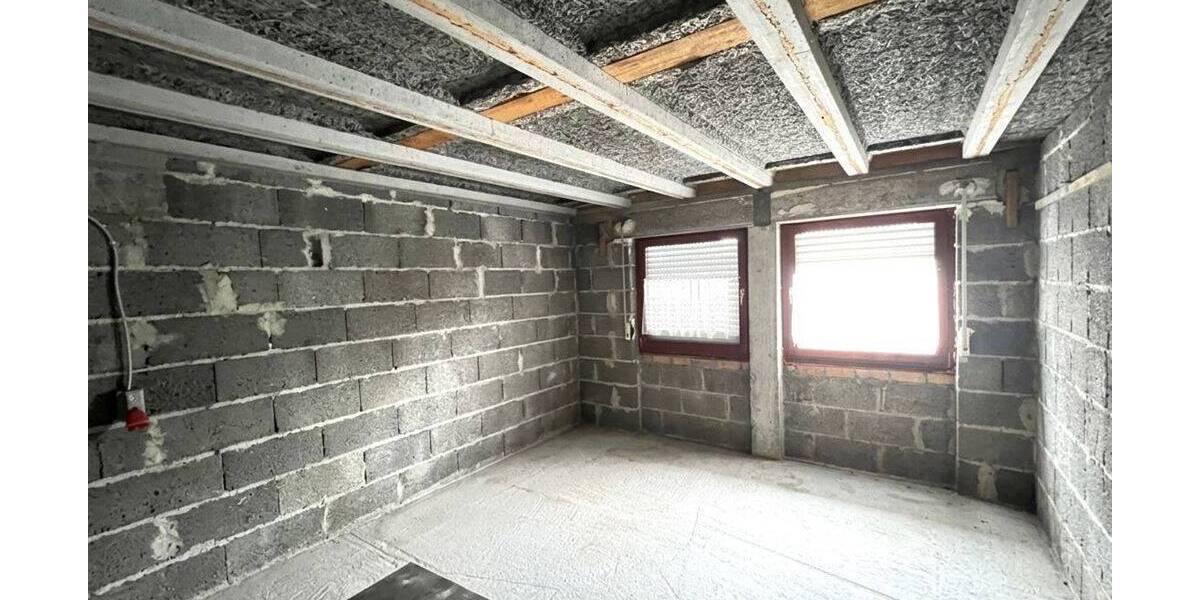 Bauernhaus, Landhaus Burladingen Hörschwag - 5 Zimmer, 118 m&sup2;, 165.000&euro; | Angebot:25815803