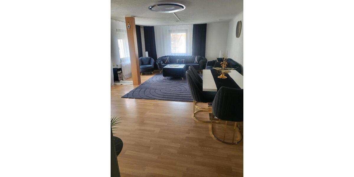 Doppelhaushälfte Engstingen - 4 Zimmer, 125 m&sup2;, 1.200&euro; | Angebot:26019663