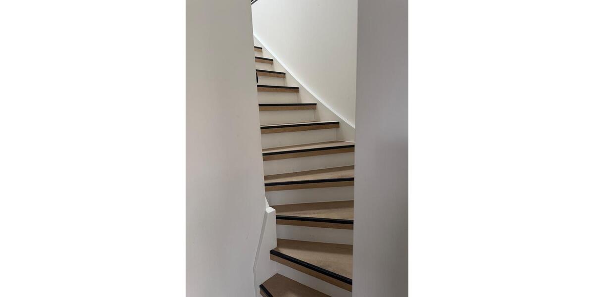 Etagenwohnung Denkendorf - 3 Zimmer, 85 m&sup2;, 1.200&euro; | Angebot:24851594