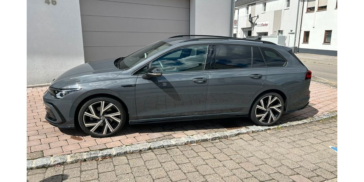 VW Golf 49.000 km 28.800 &euro; Empfingen 72186