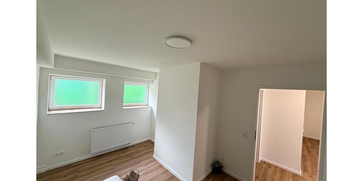 Erdgeschoßwohnung Nürtingen - 3 Zimmer, 64 m&sup2;, 1.095&euro; | Angebot:25302876