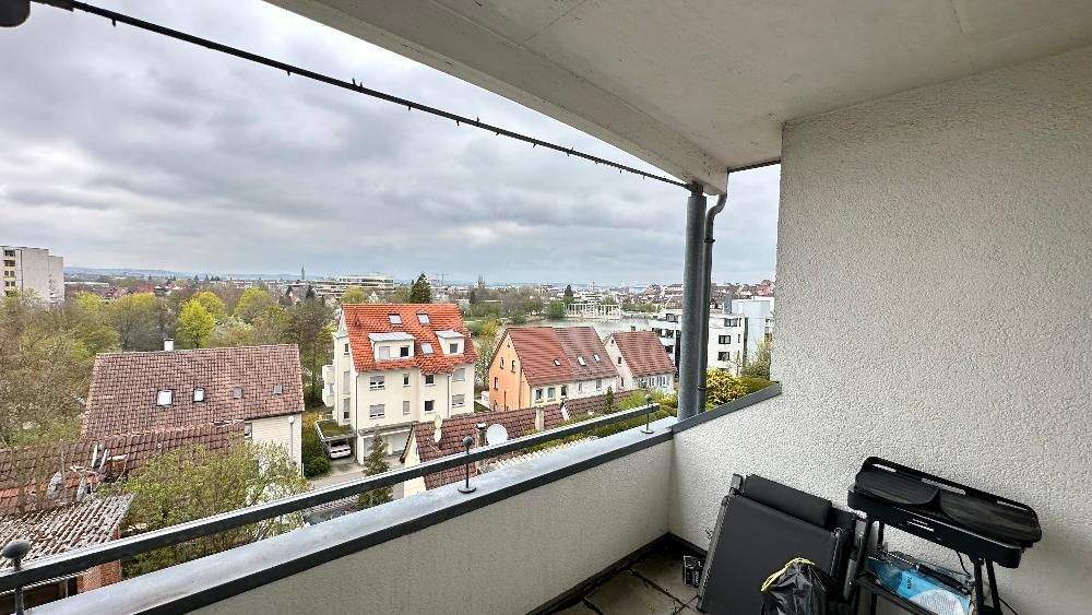 Etagenwohnung Böblingen - 3 Zimmer, 95 m&sup2;, 2.100&euro; | Angebot:25737012