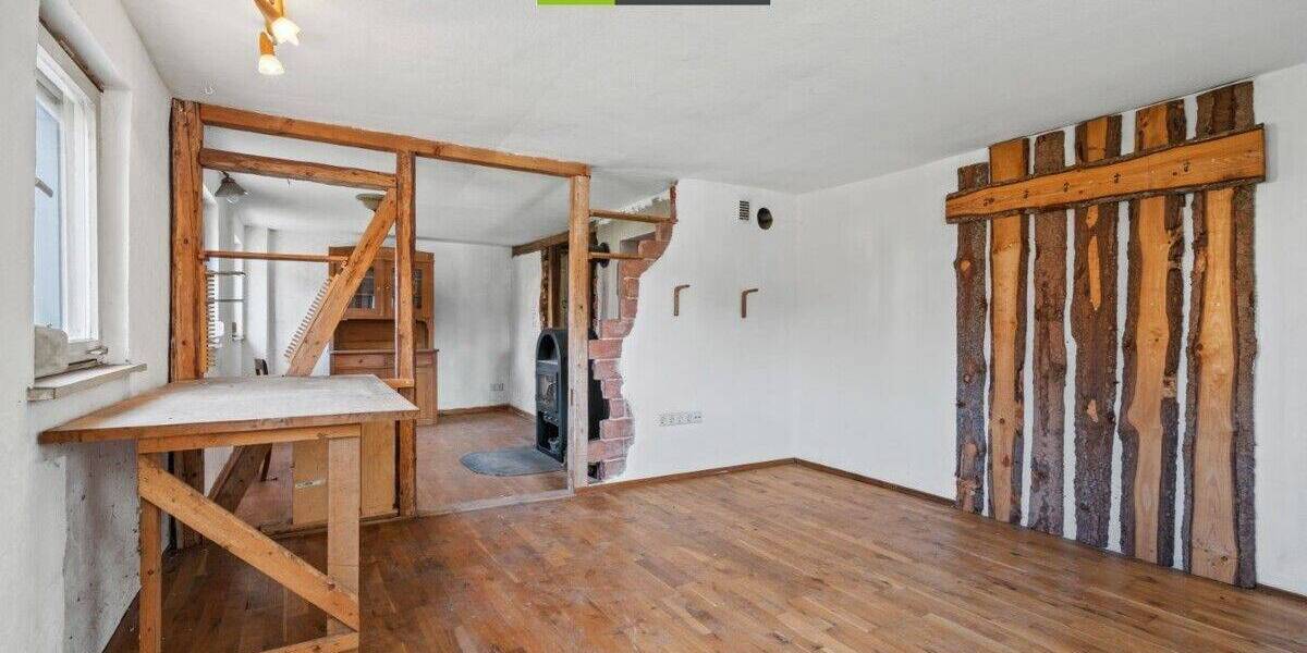 Doppelhaushälfte Gomadingen - 6 Zimmer, 127 m&sup2;, 110.000&euro; | Angebot:25693511