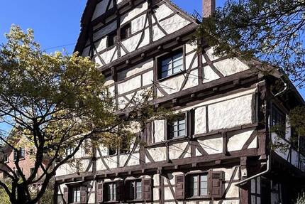 Haus Stuttgart / Vaihingen Vaihingen - 9 Zimmer, 362 m&sup2;, 490.000&euro; | Angebot:26419022