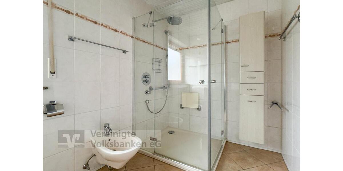 Etagenwohnung Althengstett - 5 Zimmer, 140 m&sup2;, 1.400&euro; | Angebot:24438743