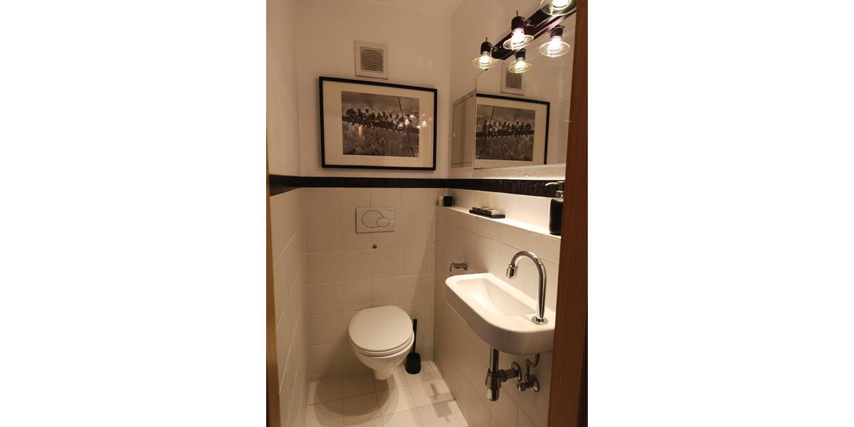 Reihenhaus Holzgerlingen - 4 Zimmer, 139 m&sup2;, 1.900&euro; | Angebot:25976661