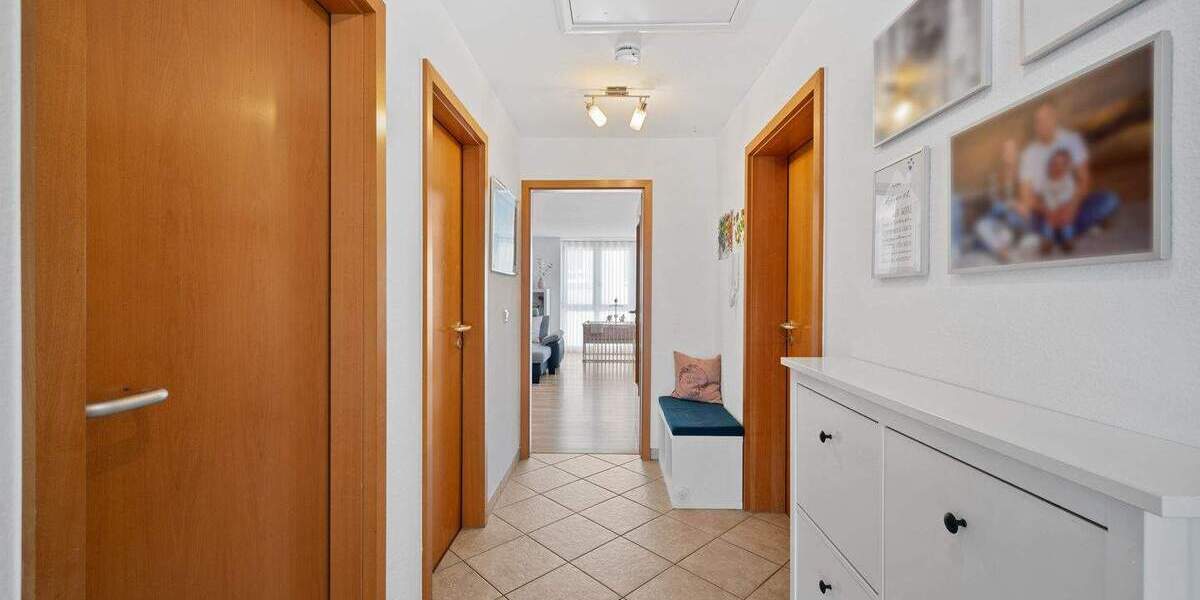 Etagenwohnung Altdorf - 4 Zimmer, 97 m&sup2;, 374.000&euro; | Angebot:25748811