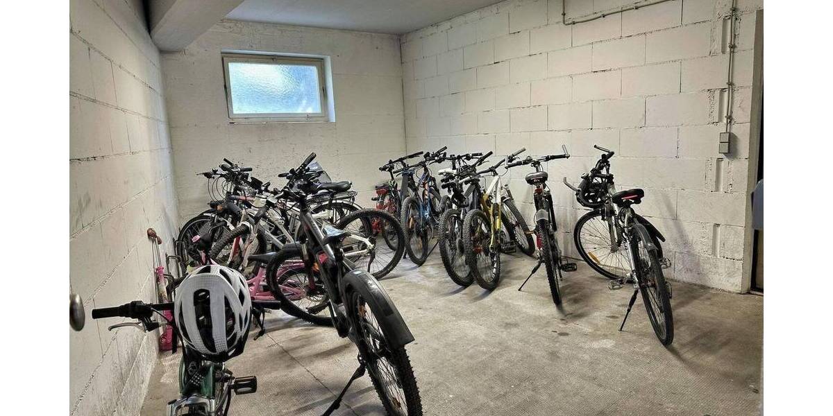 Etagenwohnung Pfullingen - 3 Zimmer, 74 m&sup2;, 279.000&euro; | Angebot:26570434
