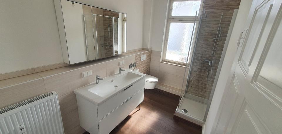 Etagenwohnung Sindelfingen Sindelfingen (Stadt) - 4 Zimmer, 110 m&sup2;, 1.150&euro; | Angebot:25960828