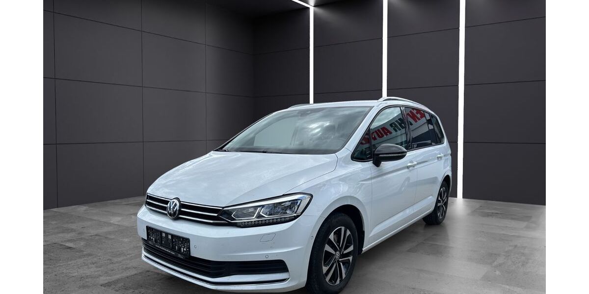 VW Touran 143.000 km 17.990 &euro; Reutlingen / Stuttgart 72766
