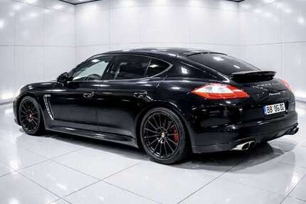 Porsche Panamera 137.123 km 31.999 &euro; Sindelfingen 71067