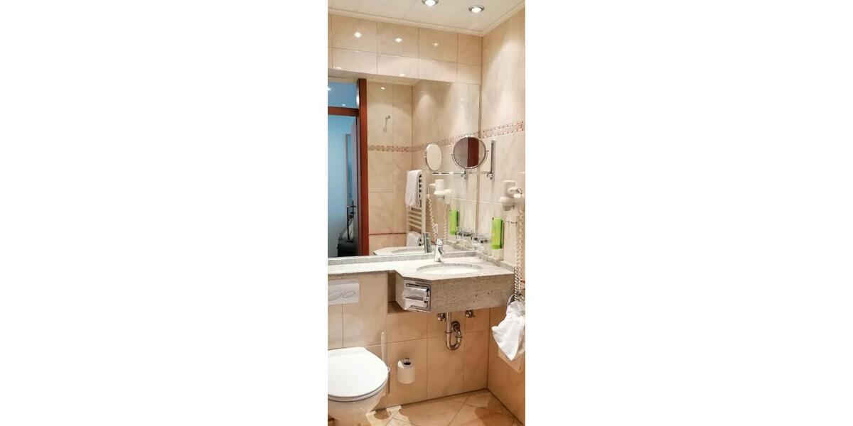 Einfamilienhaus Bad Urach - 1 Zimmer, 30 m&sup2;, 99.000&euro; | Angebot:27046371