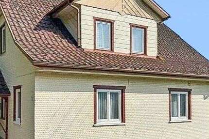 Haus Wildberg - 10 Zimmer, 140 m&sup2;, 490.000&euro; | Angebot:25790022