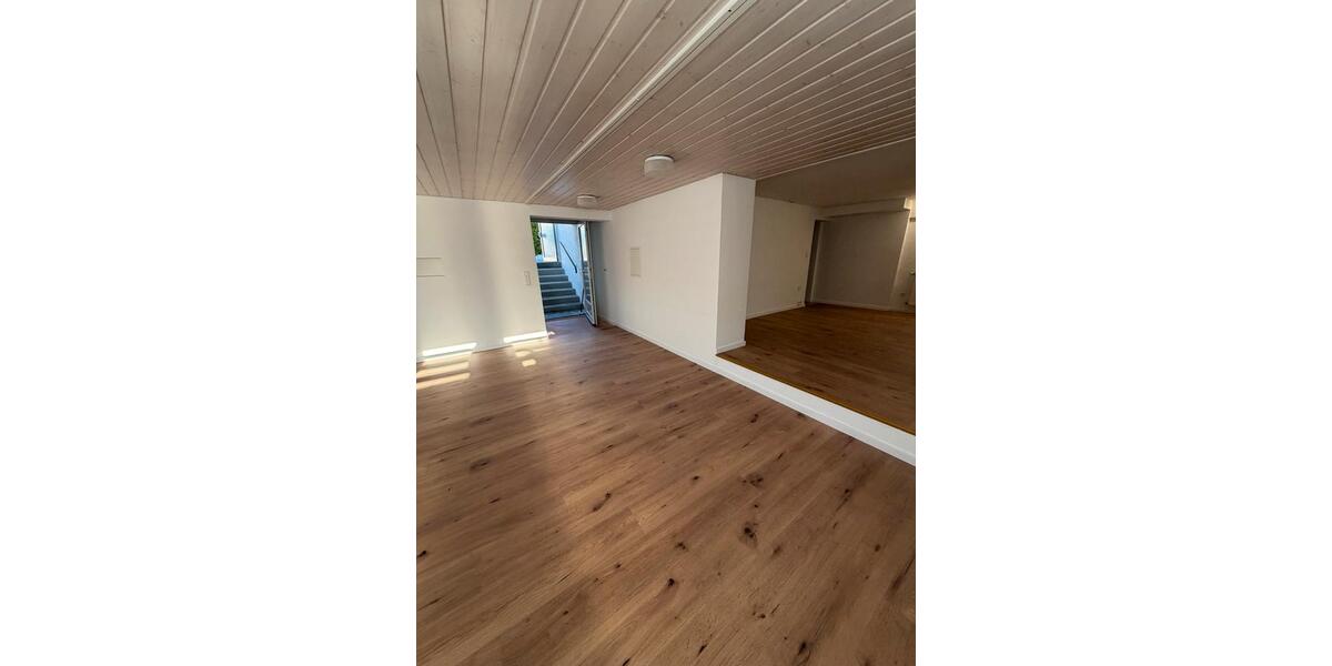 Etagenwohnung Hechingen - 3 Zimmer, 75 m&sup2;, 850&euro; | Angebot:25351948