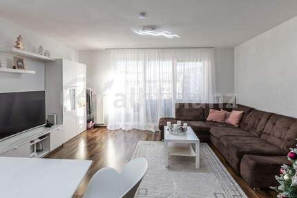 Wohnung Metzingen - 4 Zimmer, 106 m&sup2;, 399.000&euro; | Angebot:25743275