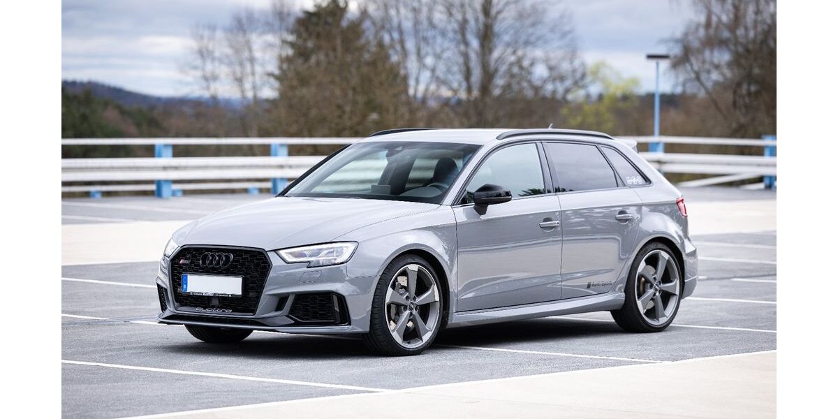 Audi RS3 68.000 km 49.900 &euro; Reutlingen 72760