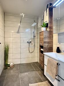 SANIERT MIT BALKON - FÜR ERSTBEZUG - Etagenwohnung Sindelfingen Eichholz | Angebot:27224461