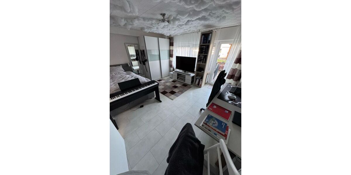 Provisionsfrei* Reiheneckhaus mit Einliegerwohnung von Privat in Herrenberg - Brahmsstraße - Reihenendhaus Herrenberg Herrenberg (Stadt) | Angebot:26973289