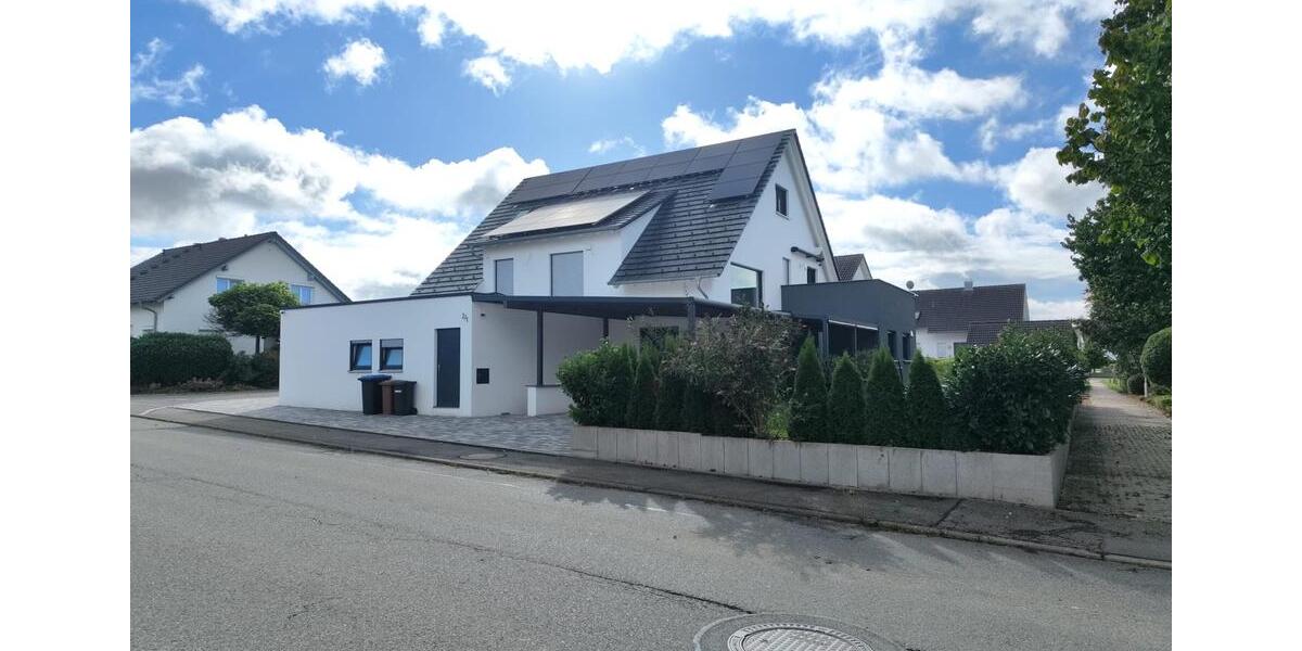 Etagenwohnung Eutingen im Gäu - 2.5 Zimmer, 80 m&sup2;, 1.000&euro; | Angebot:25855202