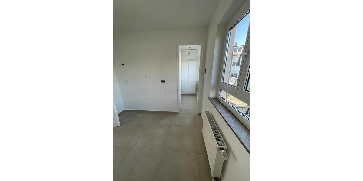 Erdgeschoßwohnung Neuffen - 3 Zimmer, 75 m&sup2;, 1.500&euro; | Angebot:25457022