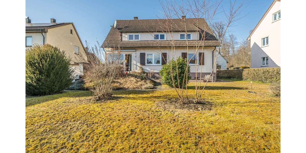 Einfamilienhaus Wolfschlugen - 7 Zimmer, 155 m&sup2;, 570.000&euro; | Angebot:25441871