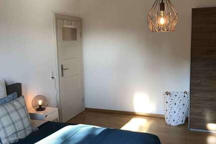 Zimmer Stuttgart Hölderlinplatz - 575&euro; | Angebot:25936733