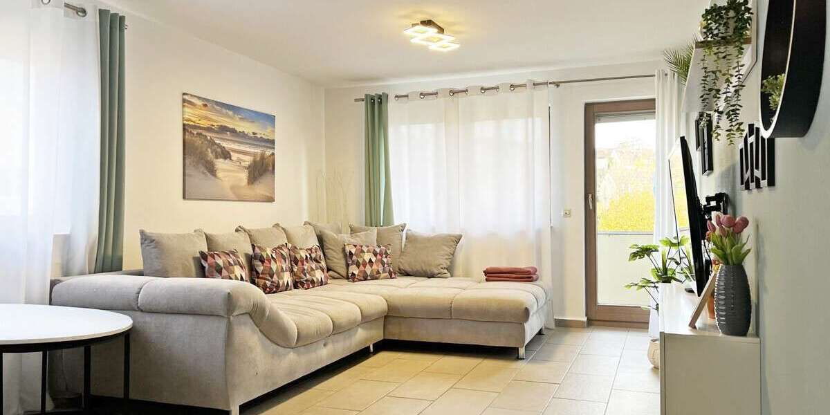 Etagenwohnung Reutlingen Ohmenhausen - 2 Zimmer, 65 m&sup2;, 880&euro; | Angebot:26495611