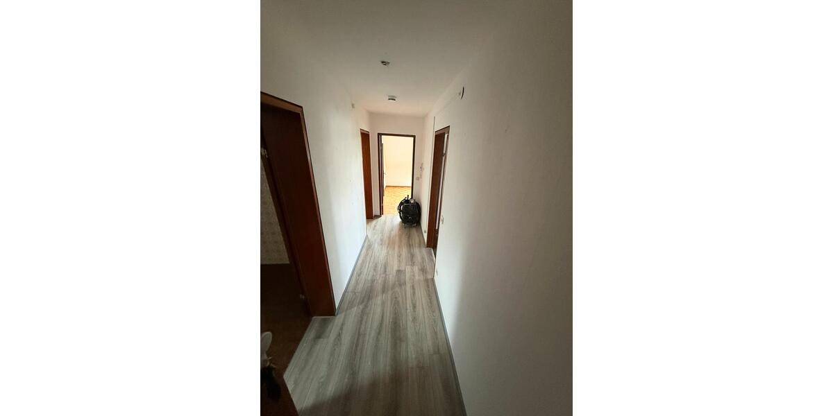 Dachgeschoßwohnung Walddorfhäslach - 2.5 Zimmer, 65 m&sup2;, 1.050&euro; | Angebot:25422652